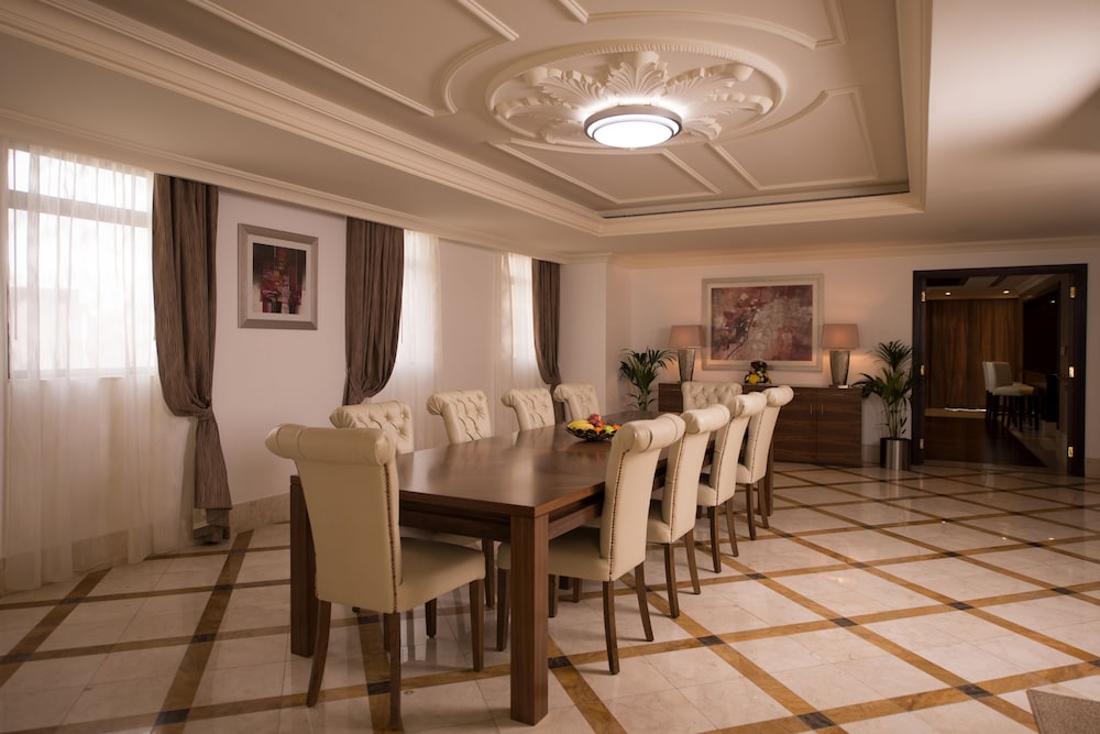 Roda Amwaj Suites 16