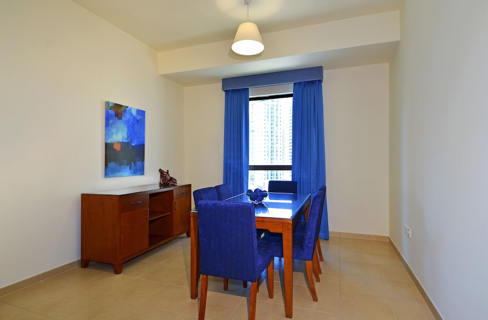 Roda Amwaj Suites 18