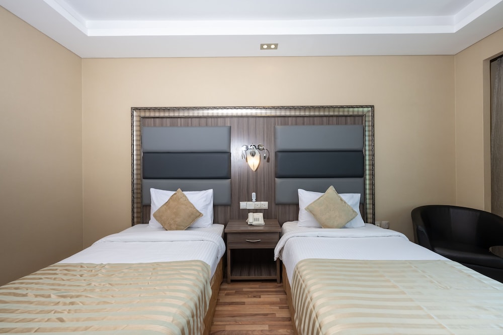 Pearl Swiss Hotel 3