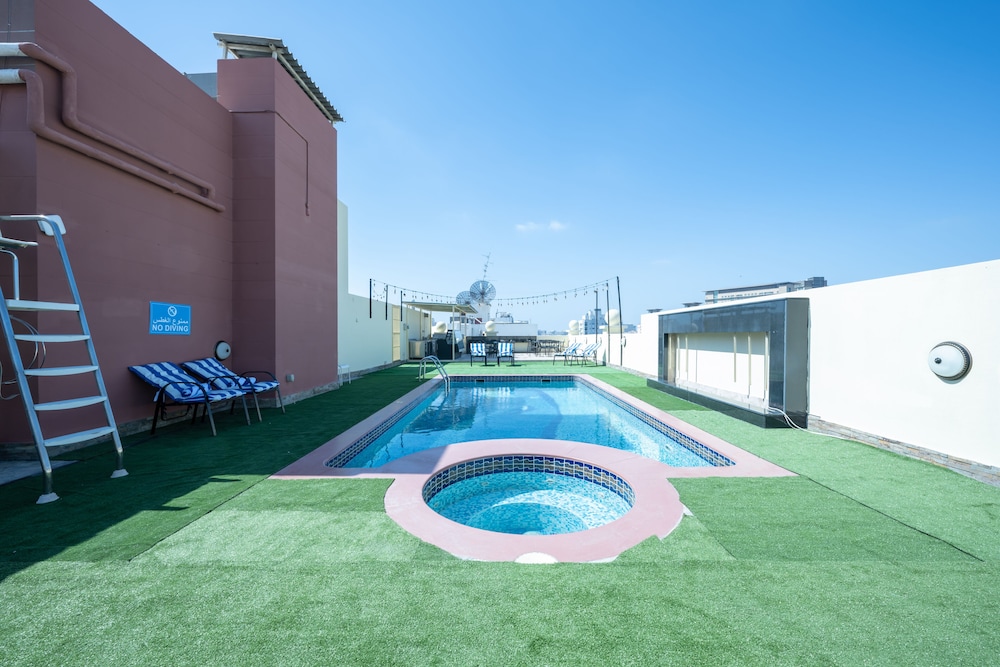 Pearl Swiss Hotel 9