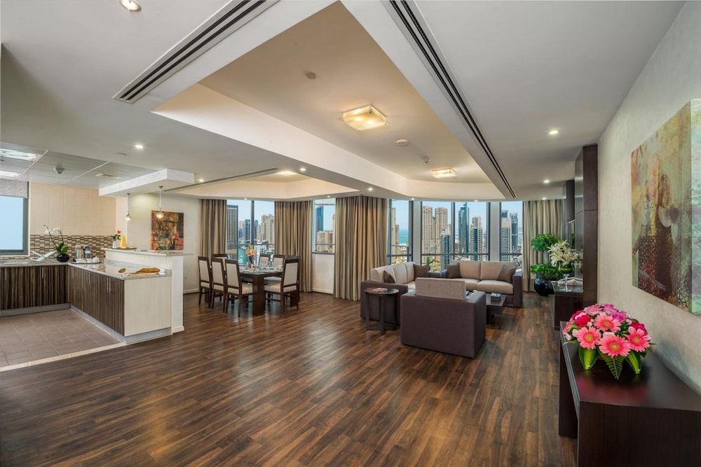 City Premiere Marina Hotel Apartments 11