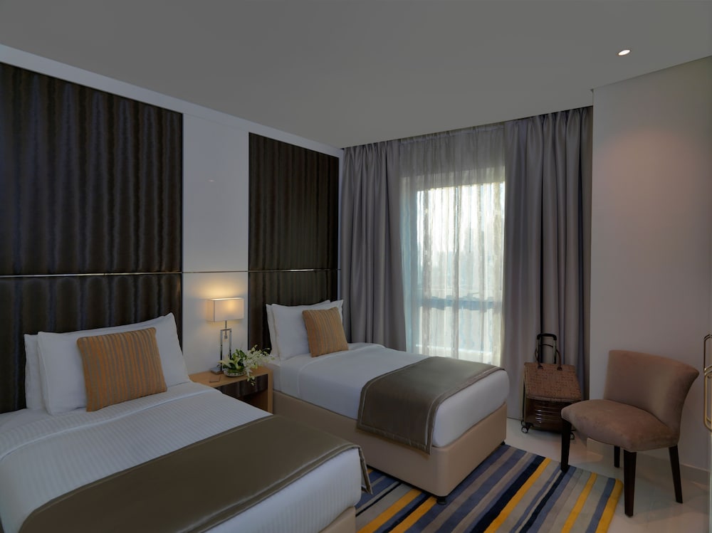 DAMAC Maison Canal Views 13