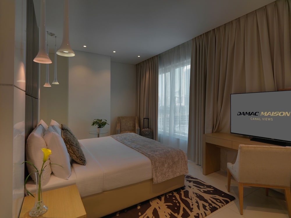 DAMAC Maison Canal Views 8
