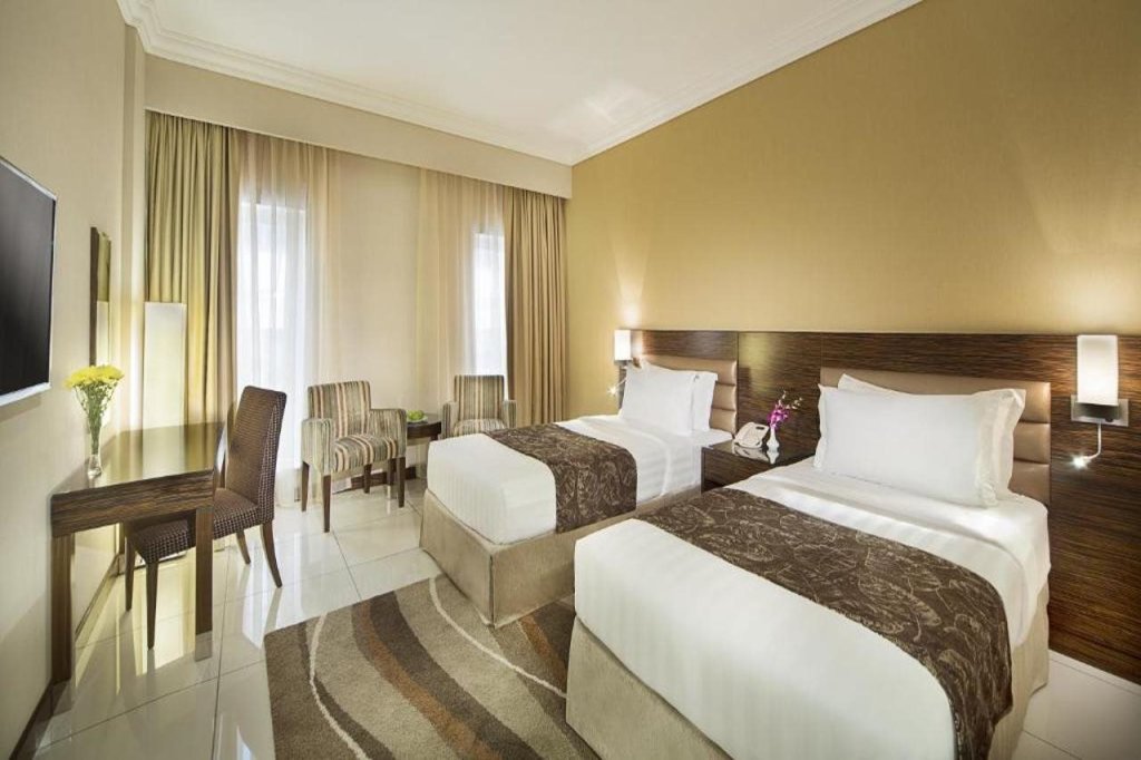 Gateway Hotel 17