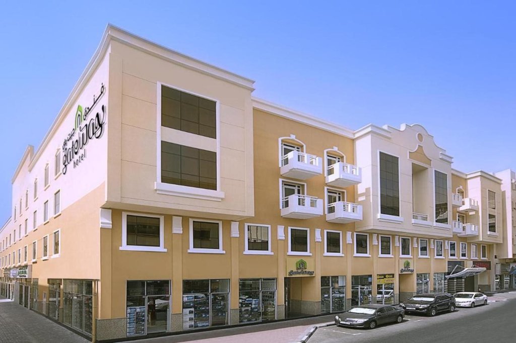 Gateway Hotel 9
