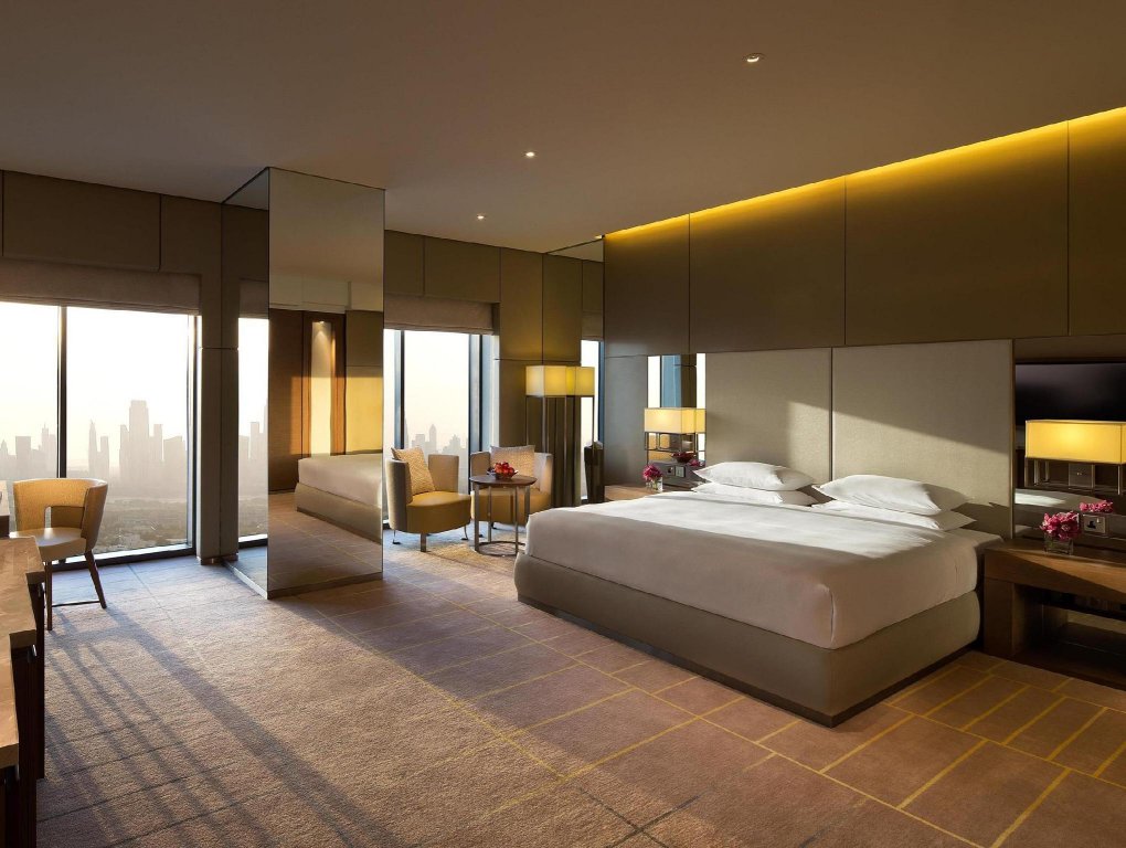 Hyatt Regency Dubai Creek Heights 10