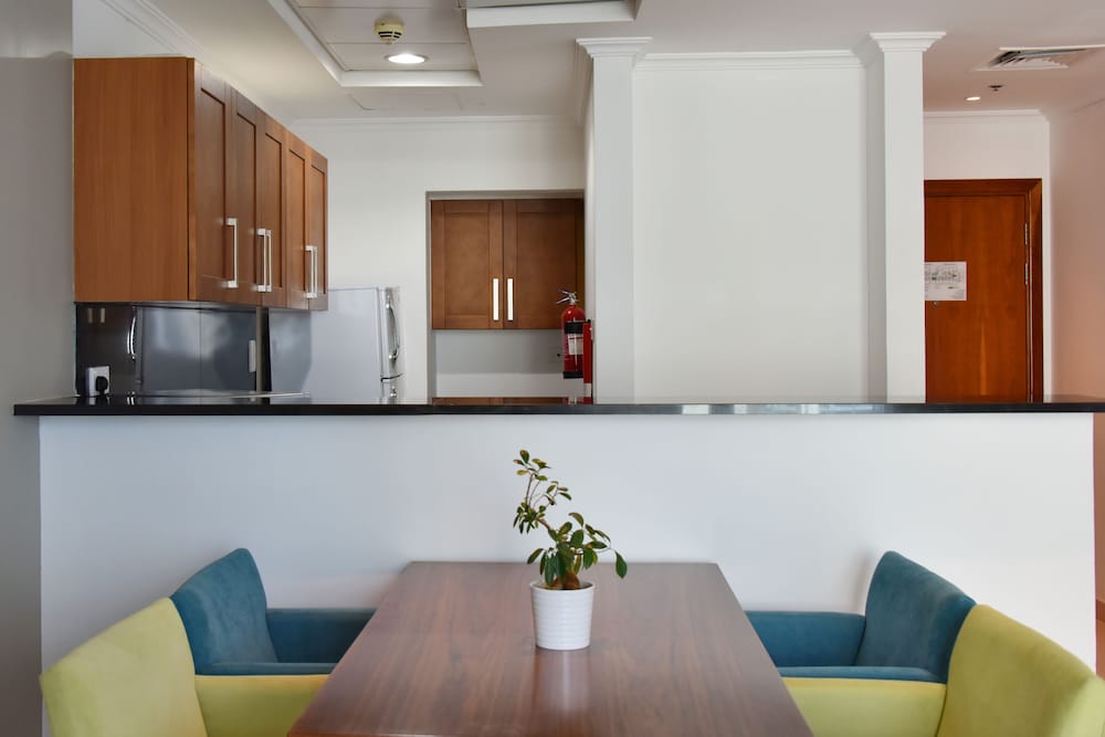 Jannah Place Dubai Marina 16