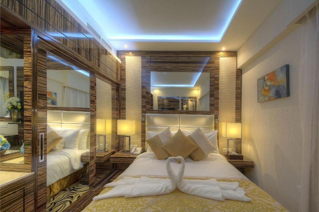Orchid Vue Hotel 19