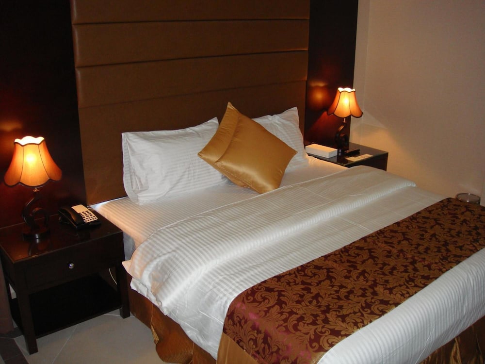 Paragon Hotel Apartments 11