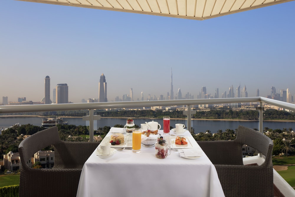 Pullman Dubai Creek City Centre Residences 21