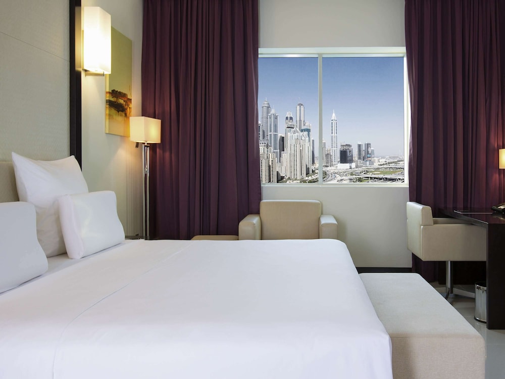 Pullman Dubai Jumeirah Lakes Towers - Hotel & Residence 18
