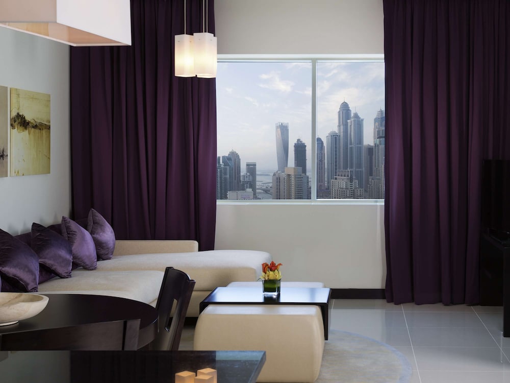 Pullman Dubai Jumeirah Lakes Towers - Hotel & Residence 19