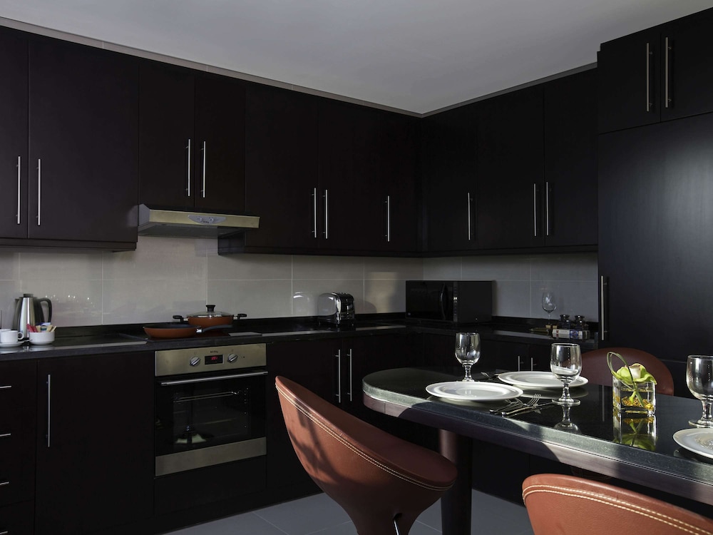 Pullman Dubai Jumeirah Lakes Towers - Hotel & Residence 23