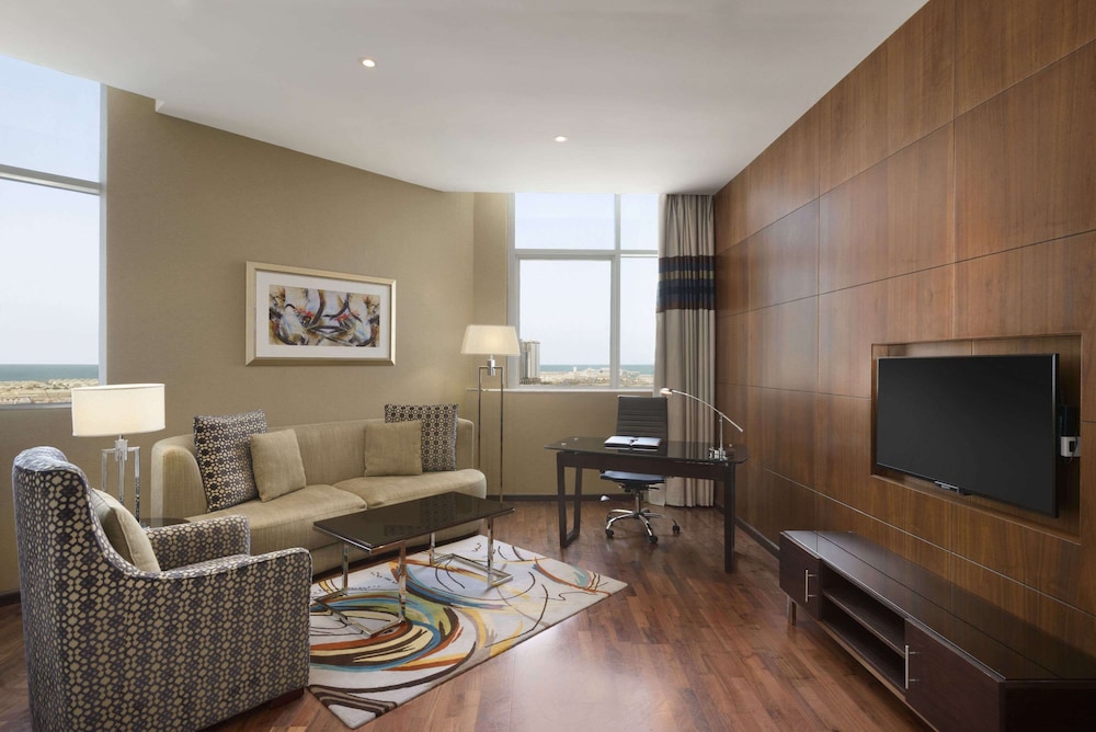 Ramada by Wyndham Abu Dhabi Corniche 23