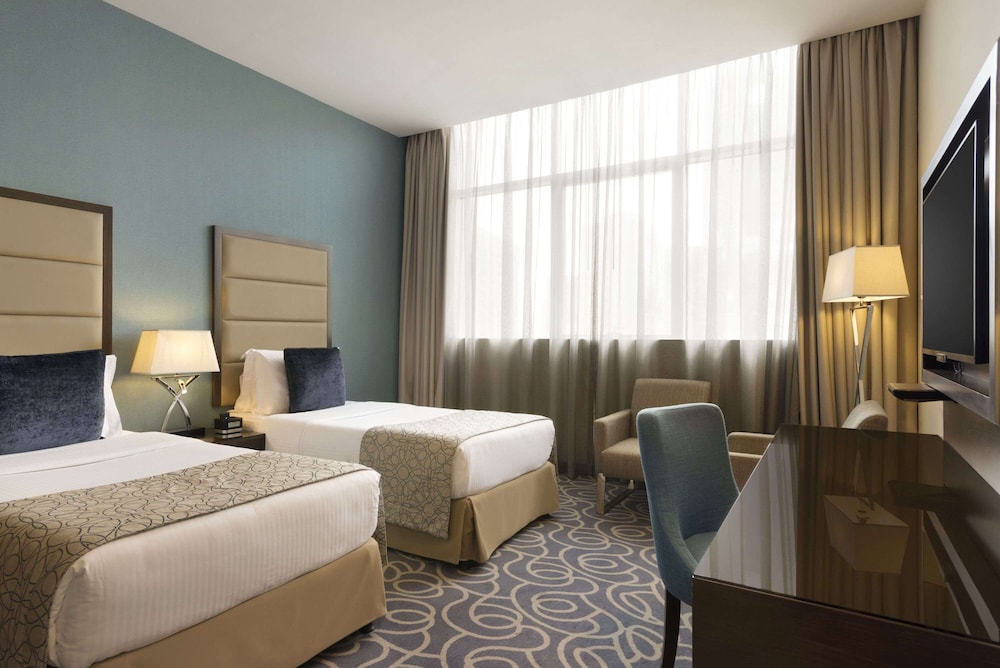 Ramada by Wyndham Abu Dhabi Corniche 21