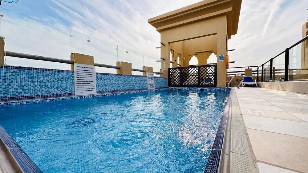 Palette Royal Reflections Hotel and Spa Dubai 11