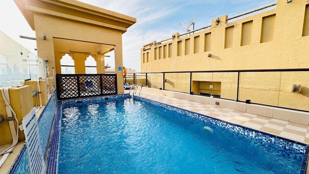 Palette Royal Reflections Hotel and Spa Dubai 12