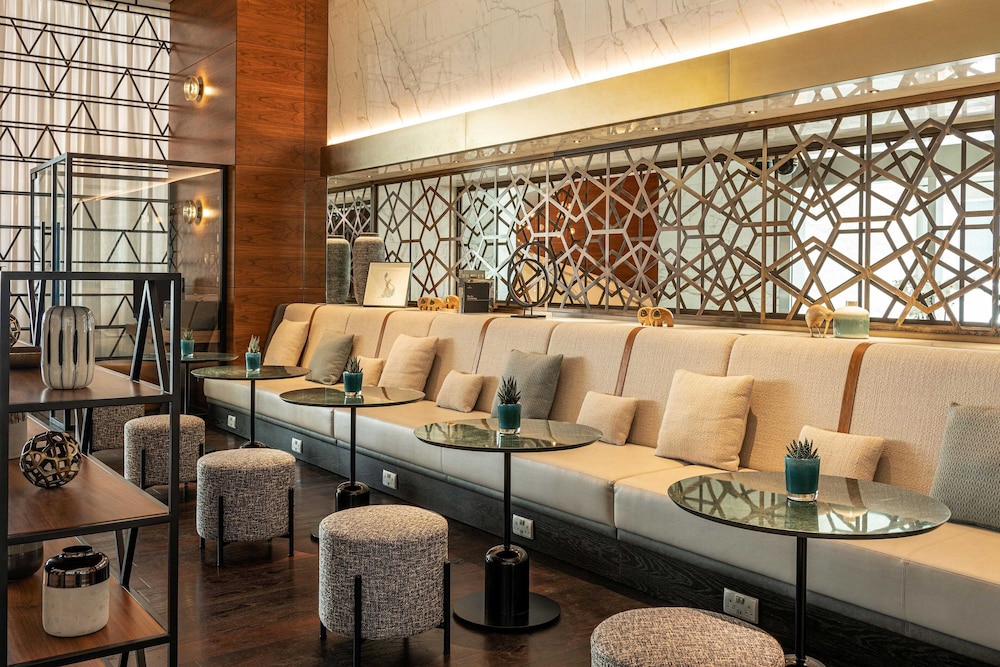 Sheraton Grand Hotel Dubai 13