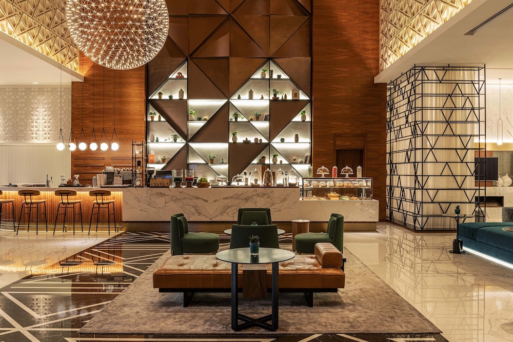 Sheraton Grand Hotel Dubai 6