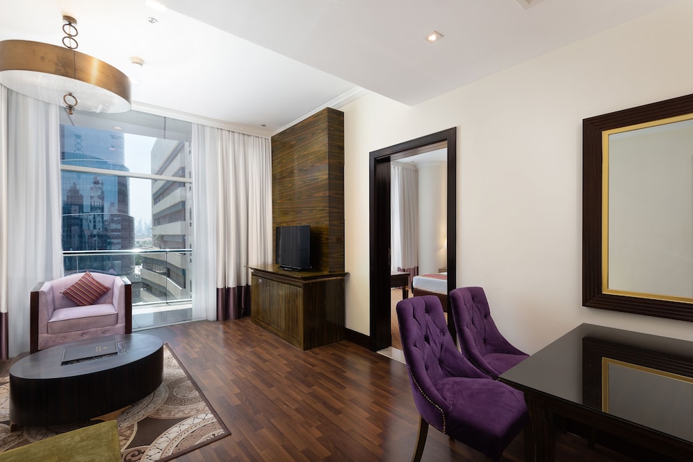 Landmark Premier Hotel 16