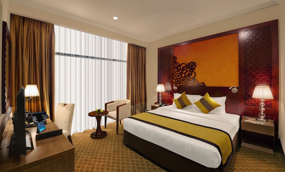 Landmark Premier Hotel 21
