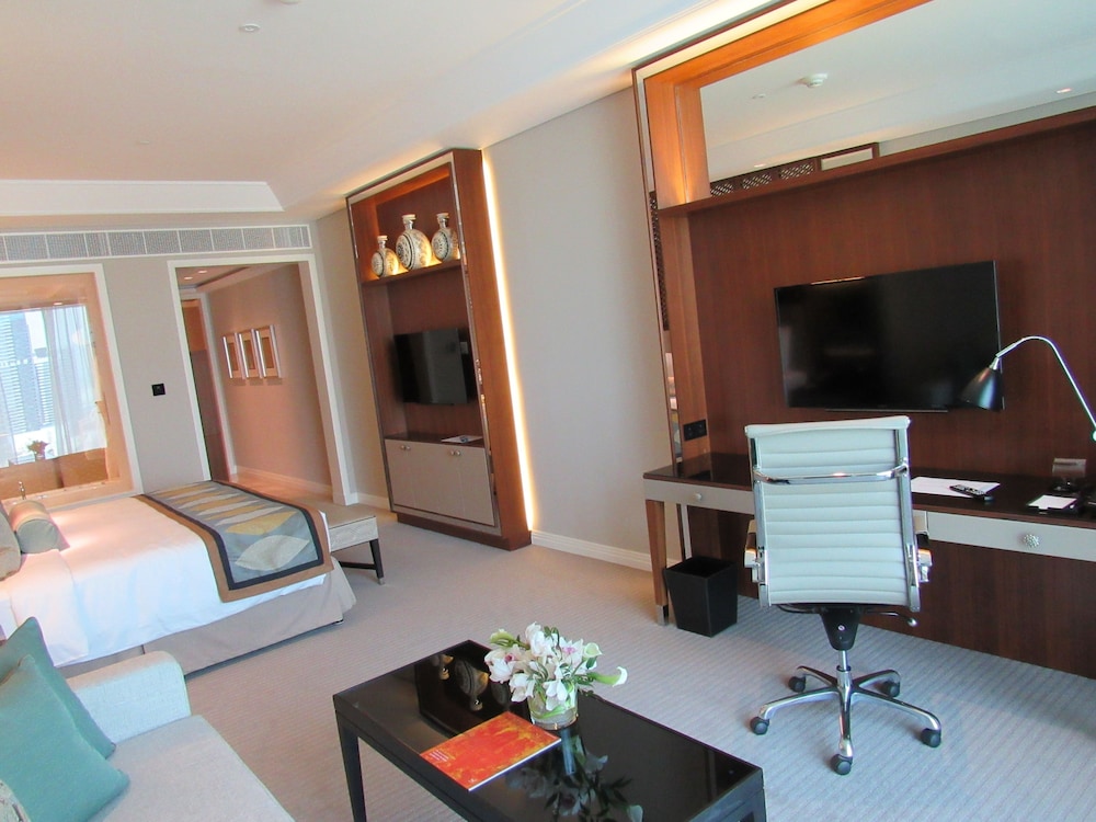 Taj Dubai 7