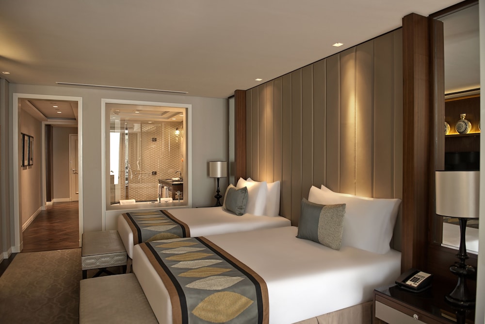 Taj Dubai 14