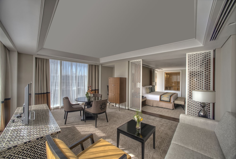 Taj Dubai 12