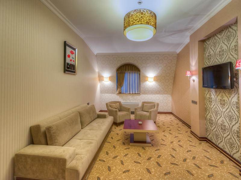 Grand Hotel Baku Central Park 12