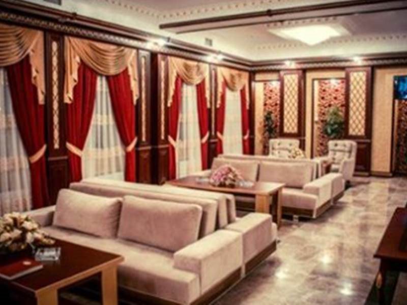 Grand Hotel Baku Central Park 14