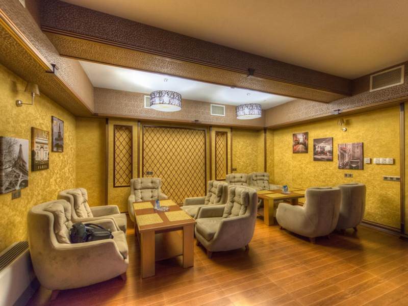 Grand Hotel Baku Central Park 23