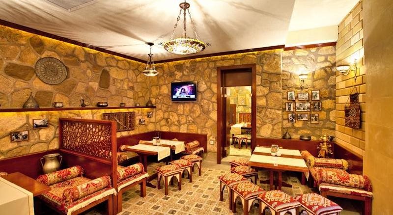 Shah Palace Luxury Museum Hotel 22