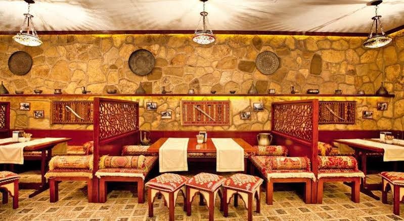 Shah Palace Luxury Museum Hotel 6