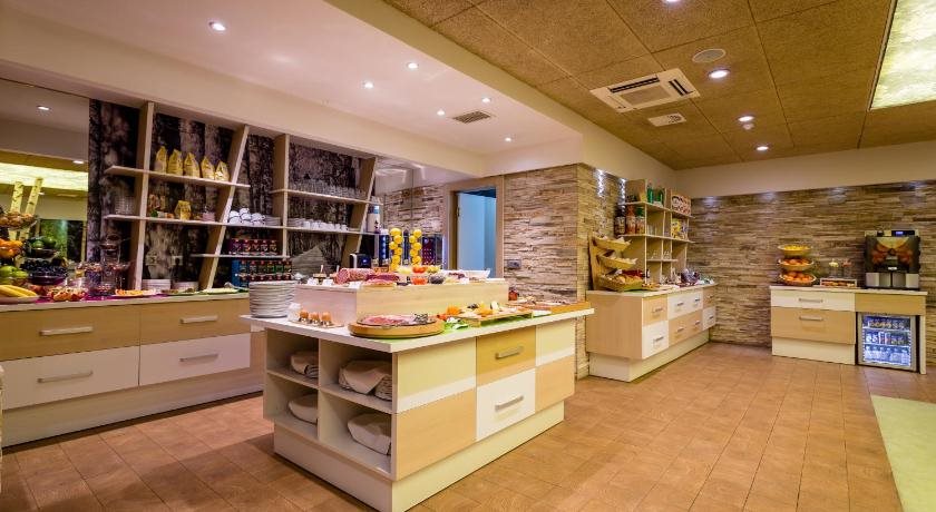Colors Inn Sarajevo 8