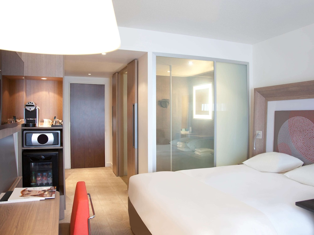 Novotel London Brentford 12