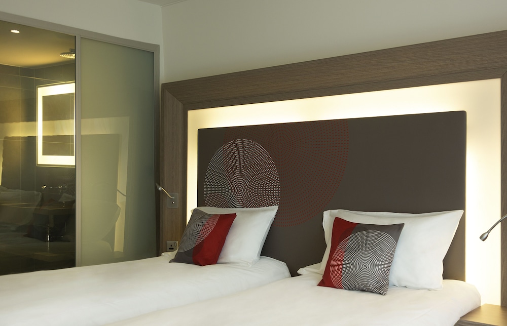 Novotel London Brentford 11