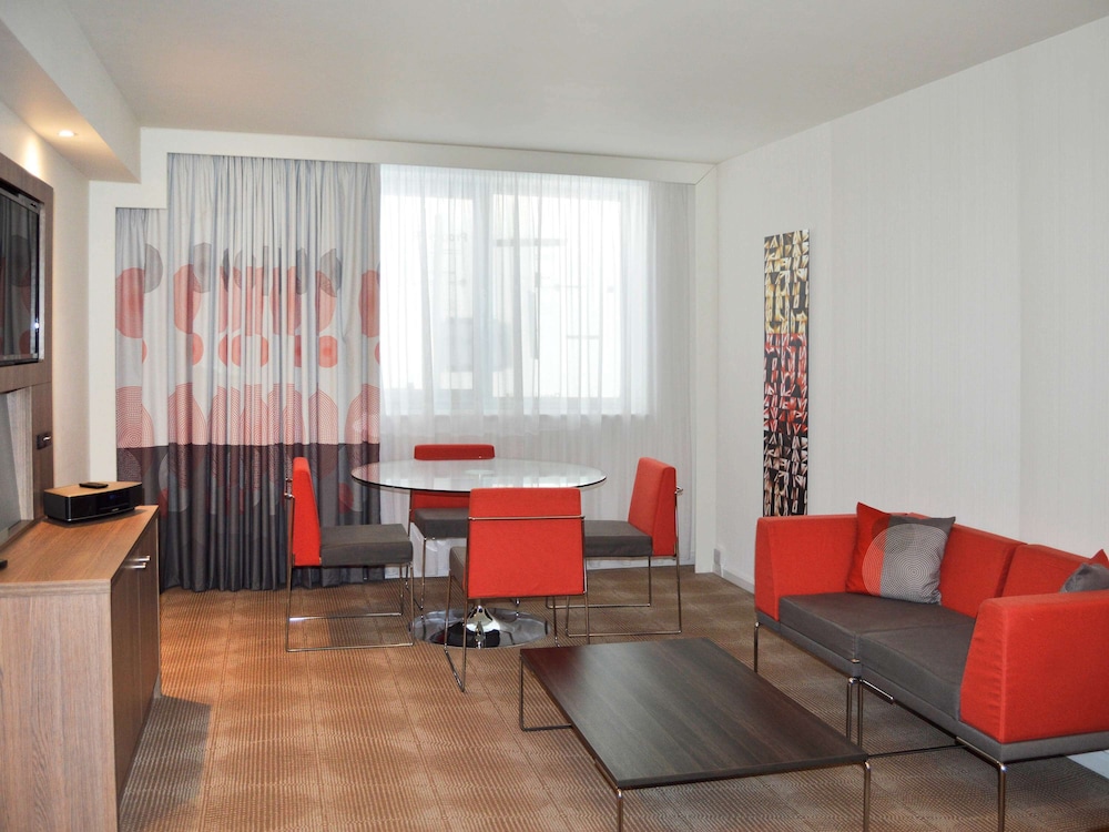 Novotel London Brentford 19