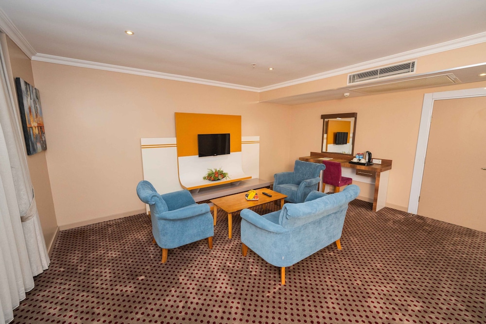 Boris Hotel 18
