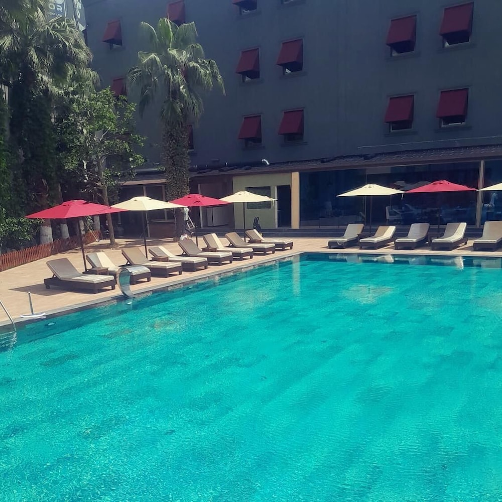 Boris Hotel 1