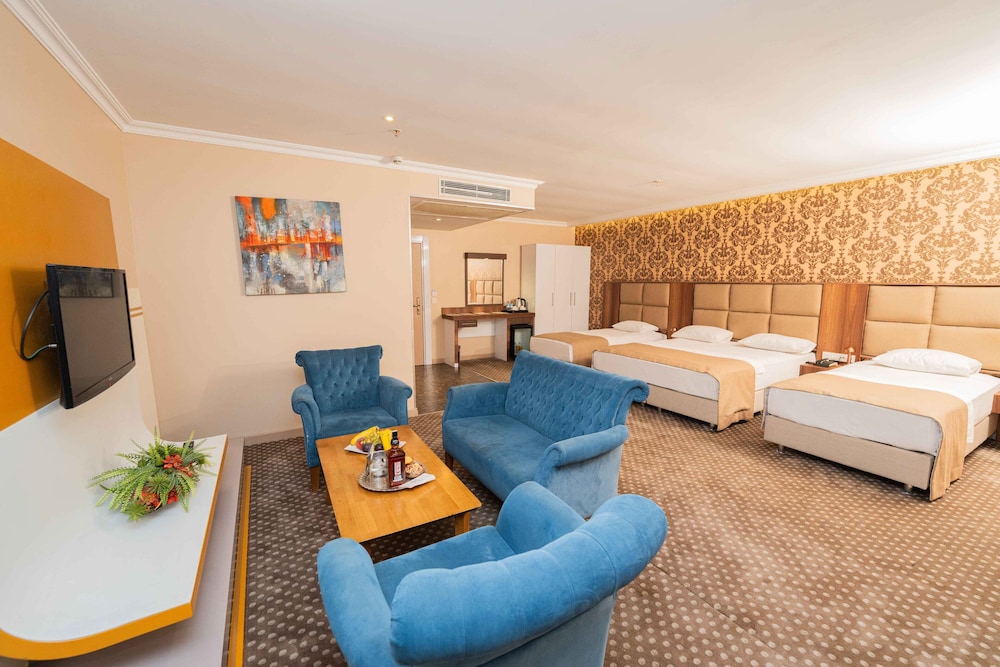 Boris Hotel 15