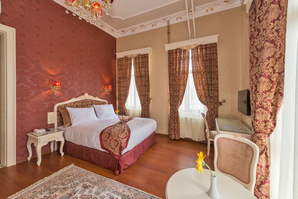 Enderun Hotel 16
