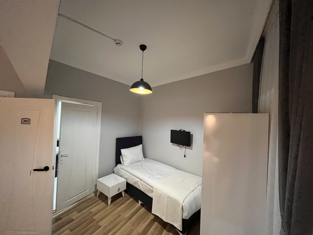 Asparagus Hotel Suits Old City 16
