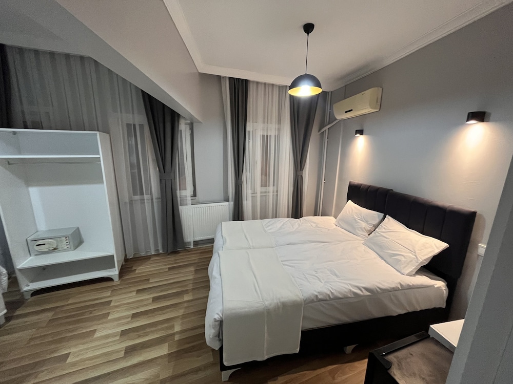 Asparagus Hotel Suits Old City 12