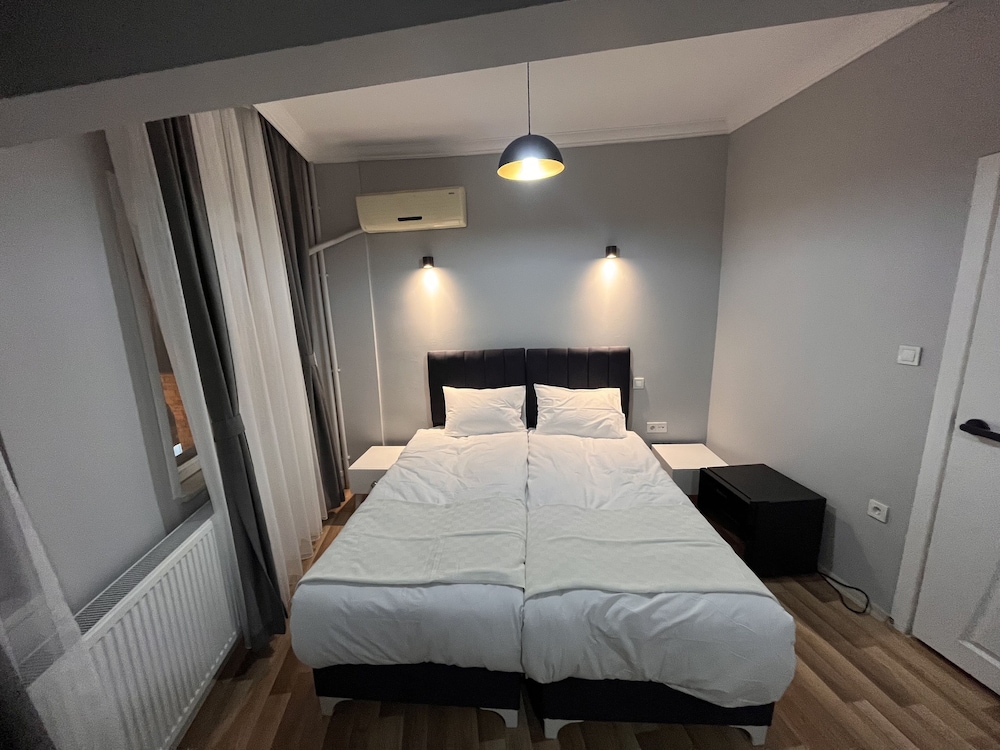 Asparagus Hotel Suits Old City 14