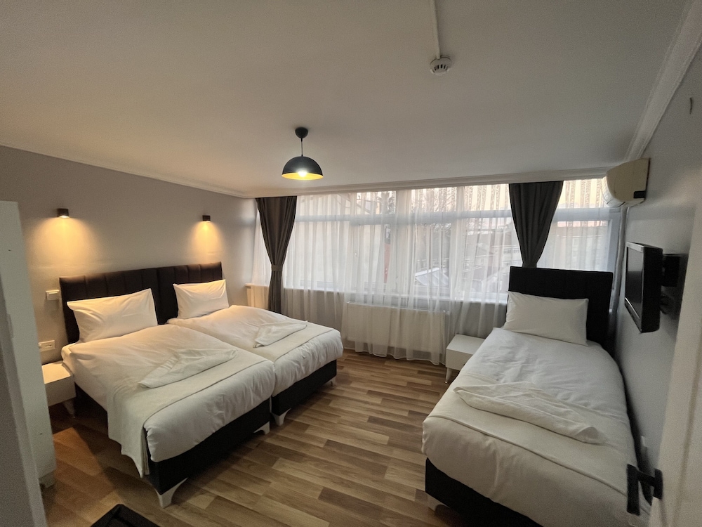 Asparagus Hotel Suits Old City 7