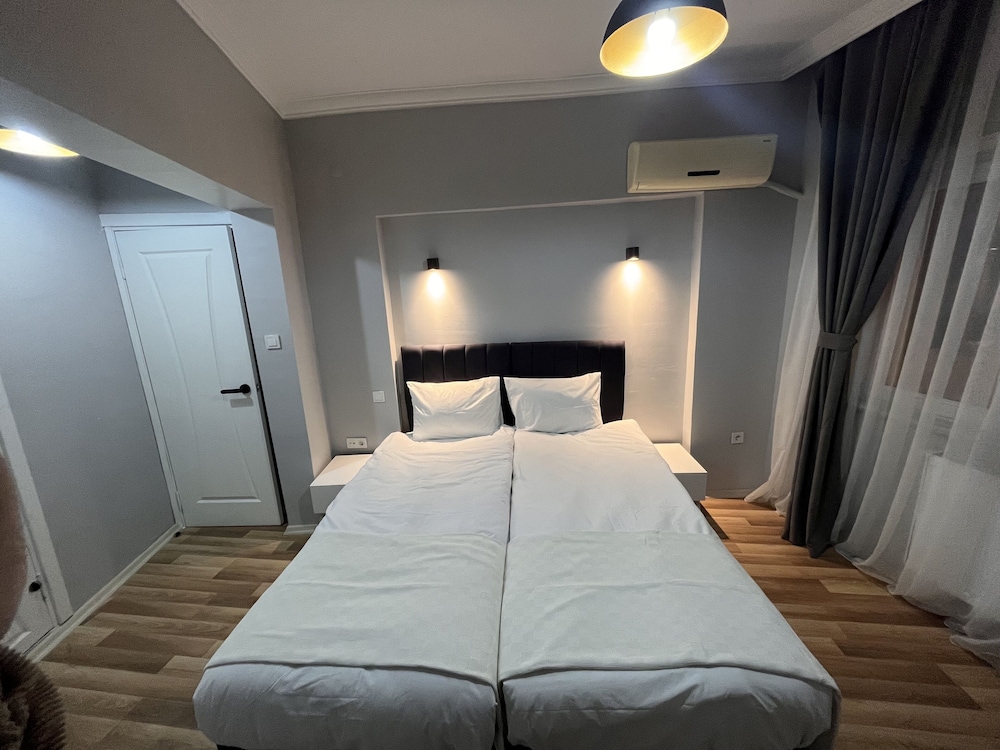 Asparagus Hotel Suits Old City 6