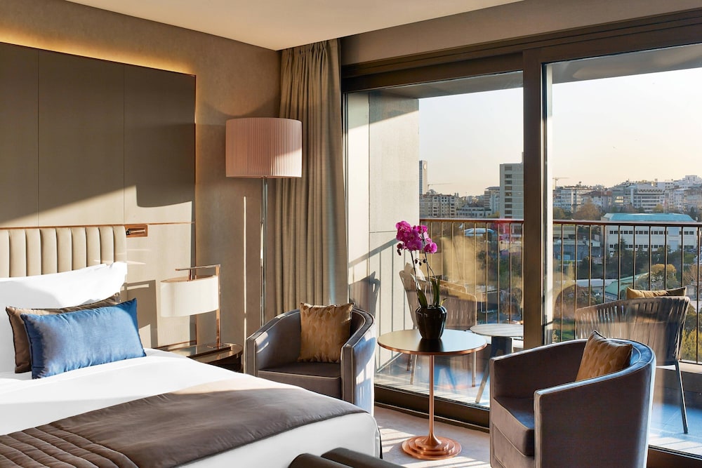 The St. Regis Istanbul 8
