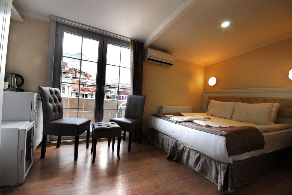 Comfort Hotel Taksim 19