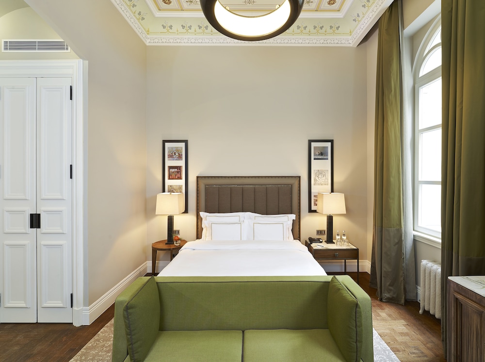 The Bank Hotel Istanbul 18