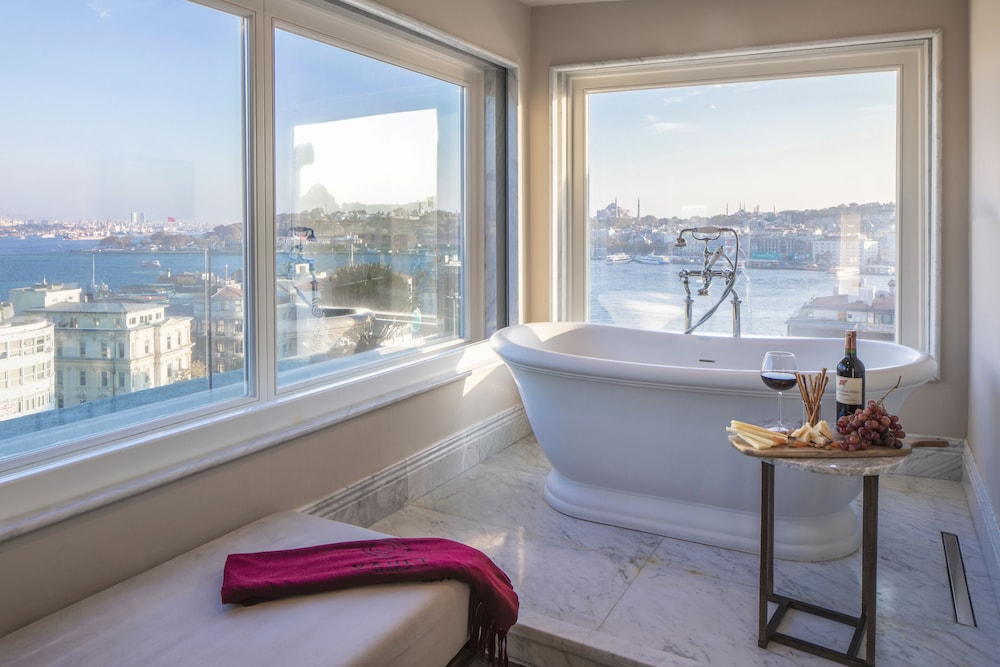 The Bank Hotel Istanbul 23